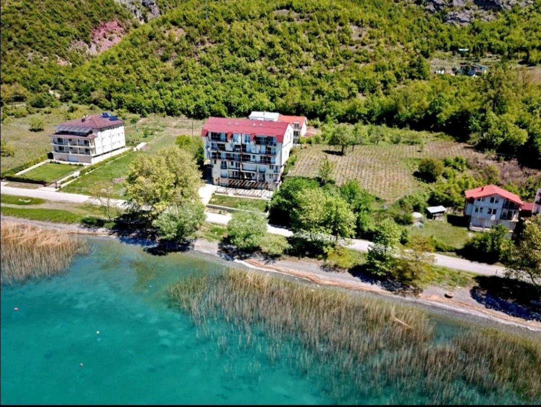 Vera Apartments أوهغيد الغرفة الصورة